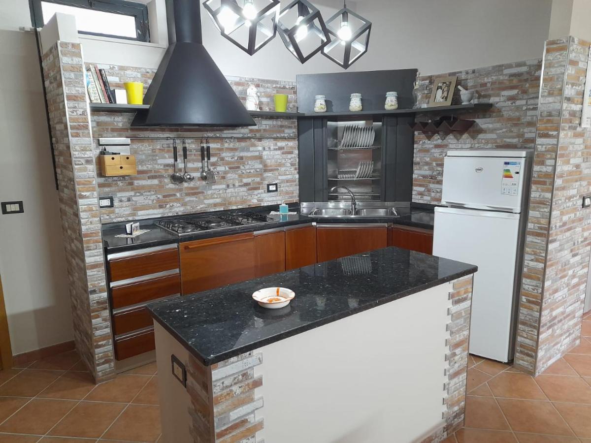 Casa Vacanze A 2 Minuti Dal Mare Avola Exterior photo